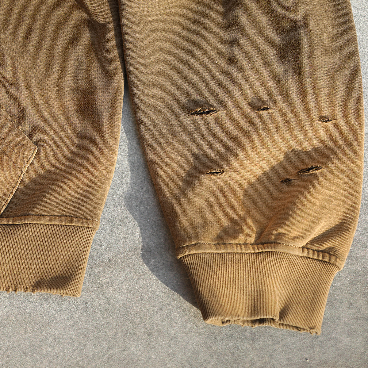 Unisex Heavyweight Washed Distressed Dystopian Streetwear Zip-Up Hoodie(420GSM)