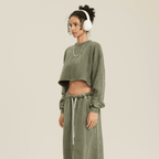 Cropped Oversized Washed Sweatshirt with Raw-Edge Streetwear Style