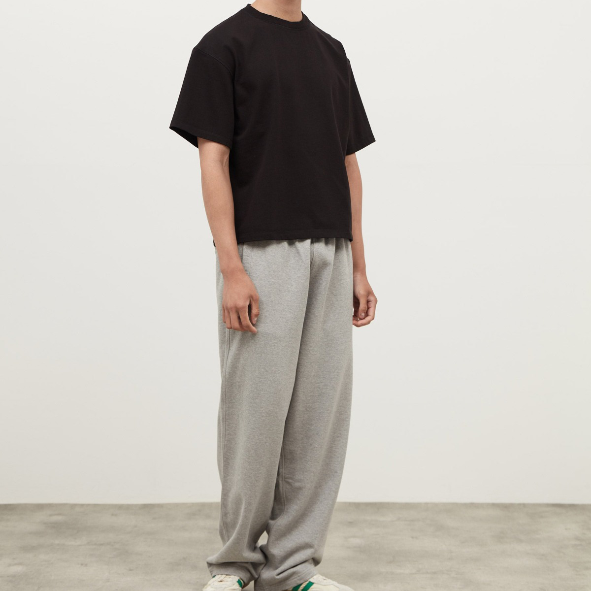 Unisex Short-Sleeved Oversized Cropped T-Shirt(280GSM)